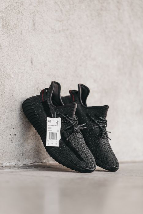 Кросівки Кроссовки Yeezy Boost 350 V2 Black повсякденні