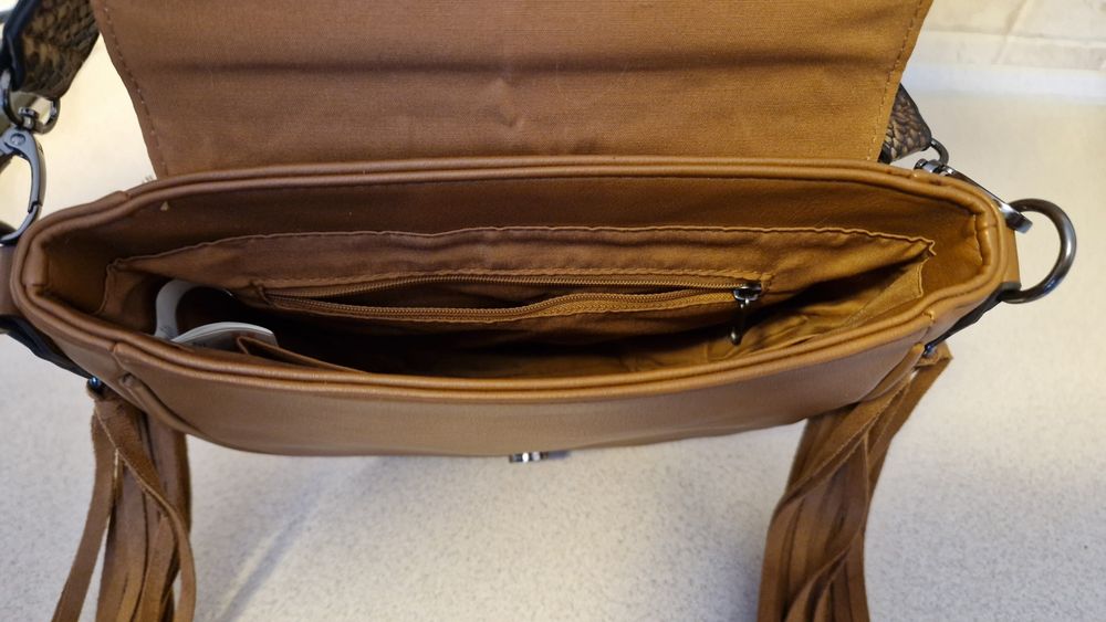 Torebka Reserved, motyw skóra węża