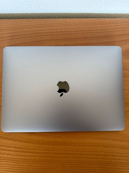 MacBook Air 13" – Excelente Estado!