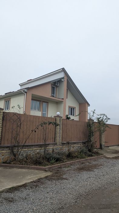 Будинок 10 хв від центру міста