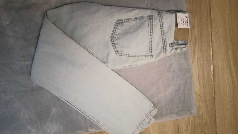 Cotton On Petite Jeansy Straight dżinsy w wysokim stanem szerokie dziu