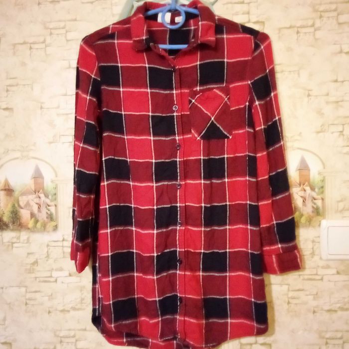 Рубашка на девочку,подростка