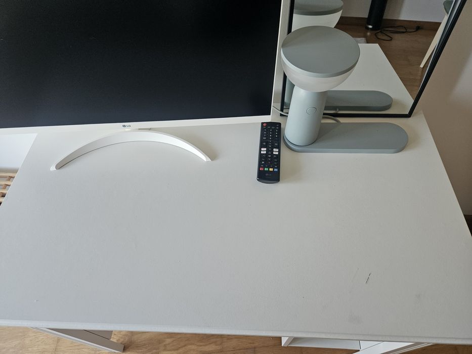 Secretária BRUSALI Ikea