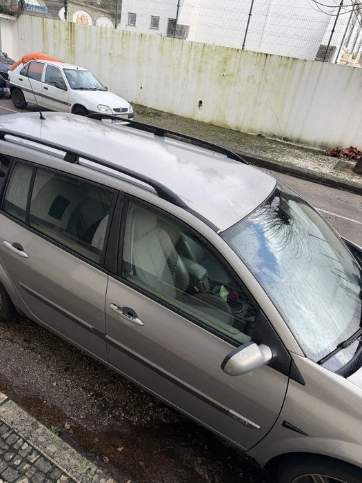 Renoult megane 2004 em bom estado