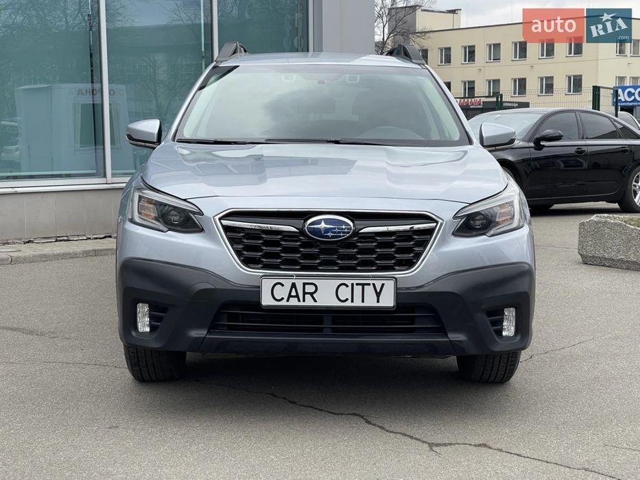 Субару Аутбек( 6 поколение )2020 2.5авт 52000км