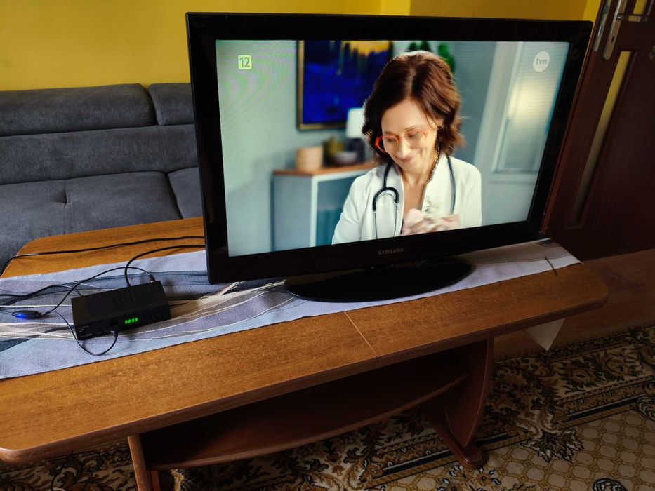 Samsung 32 cale + dekoder DVBT2