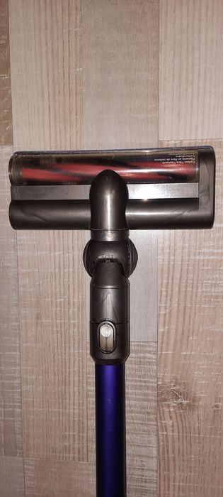 Пилесос акумуляторний Dyson DC 62/ V6 Slim.