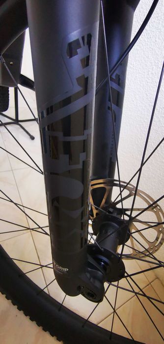 Trek top fuel 9.7