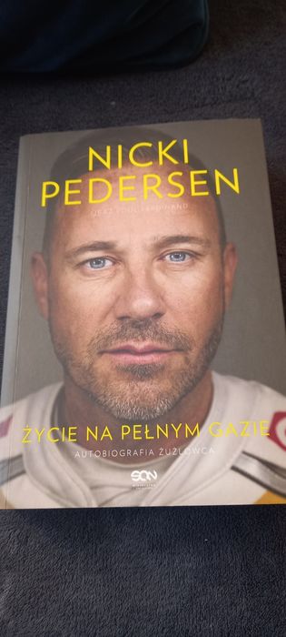 Książka autobiografia Nicki Pedersen Życie na pełnym gazie