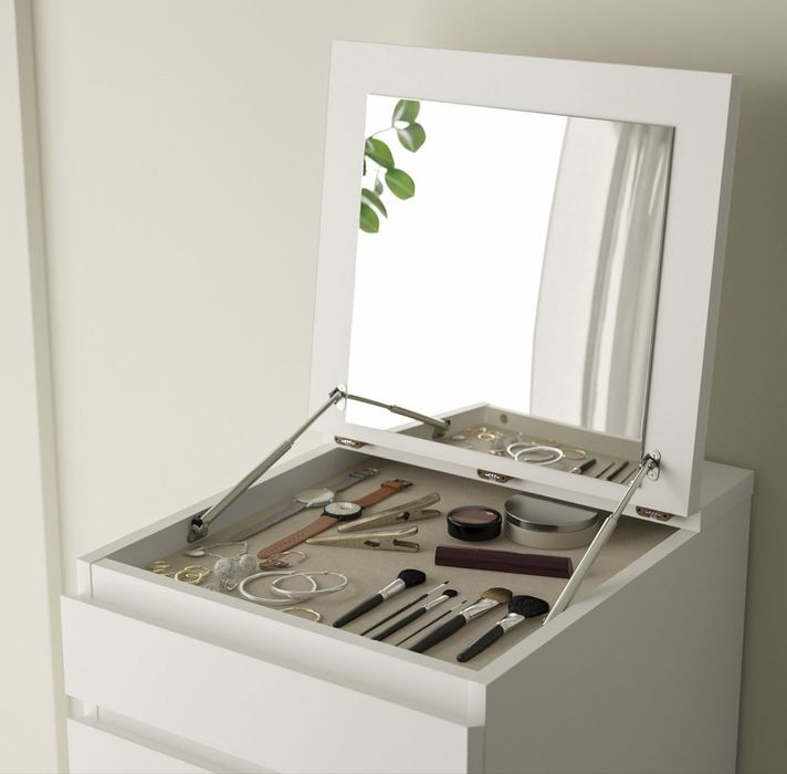 Cómoda Malm com 6 Gavetas + Espelho