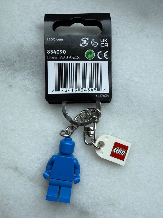 Brelok VIP z ludzikiem i klockiem LEGO