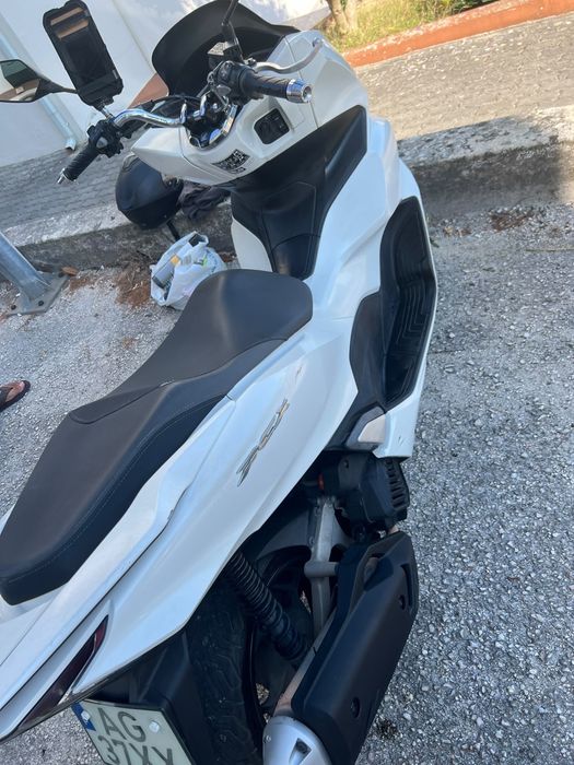 Honda PCX-125 — Ano 2022  Apenas 1.800€