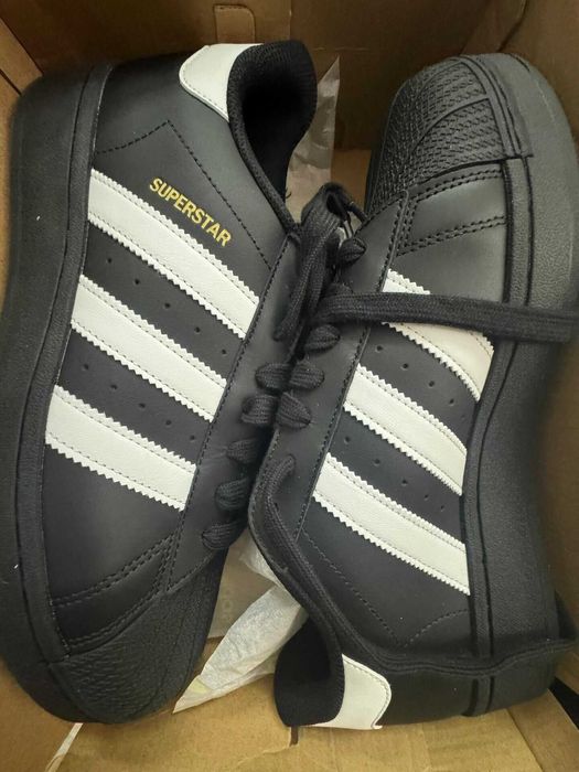 Buty Adidas Superstar Foundation r. 40