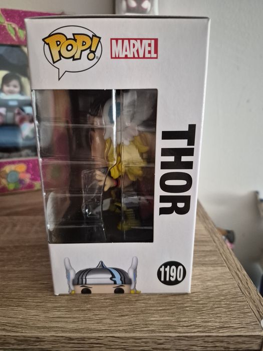 Funko Pop Marvel Avengers Beyond - Thor With Pin  1190