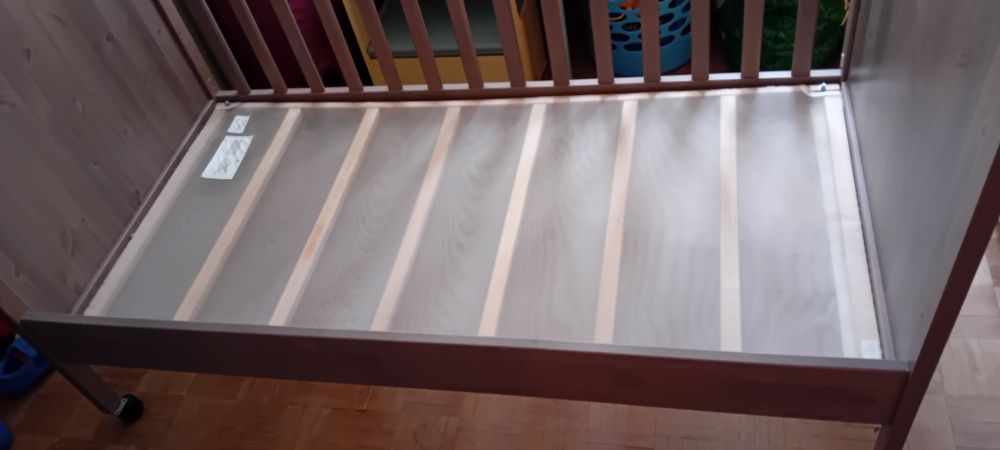 Berço de criança + colchão