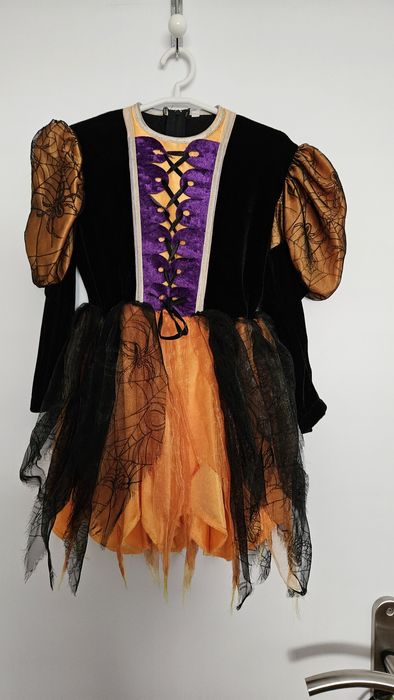 Fato de carnaval de bruxa