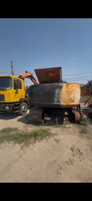 Продам экскаватор JCB 220