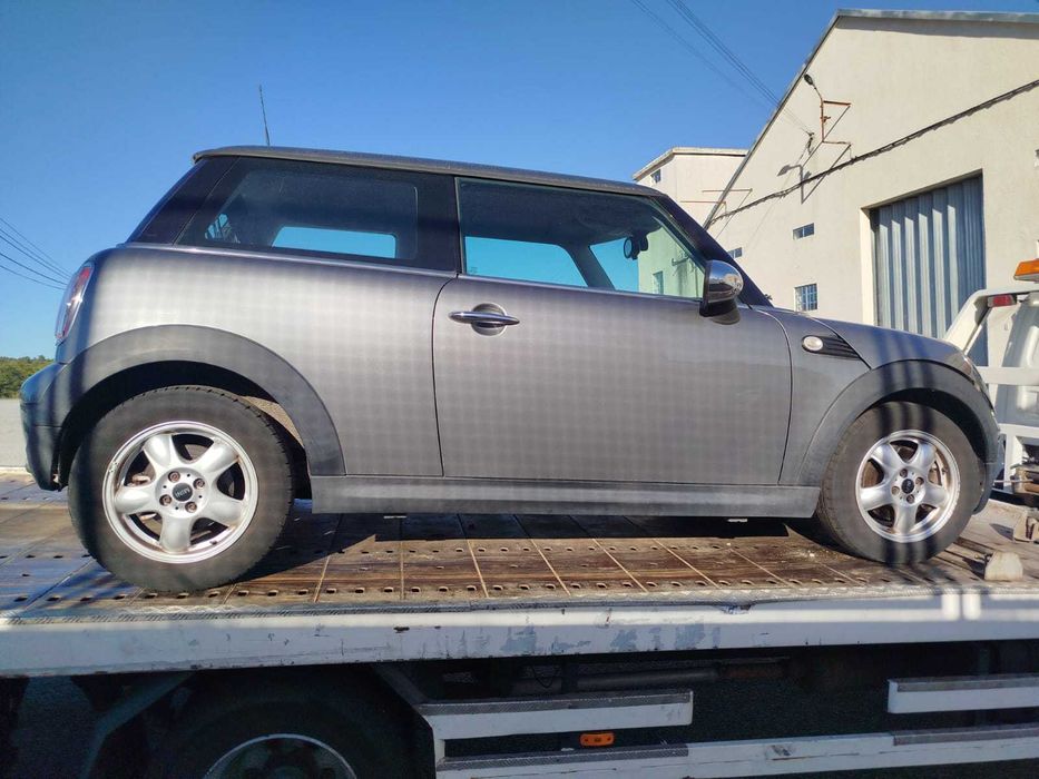 Para peças Mini Mini One 1.4I Ano 2009