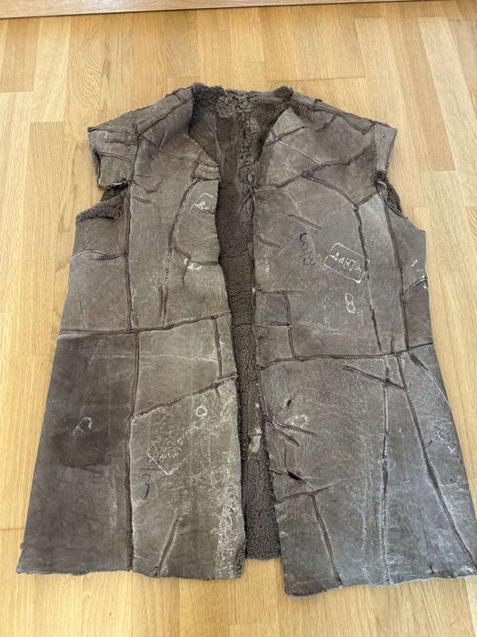 Безрукавка жилетка на овчині ссср