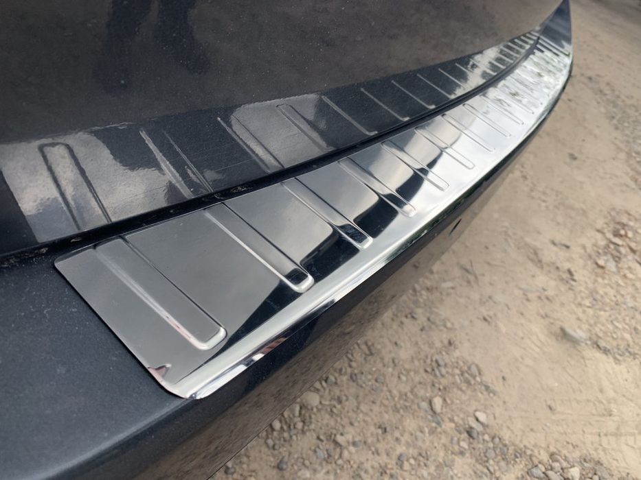 Mercedes E-class W211, W212, W213 Хром накладка на задний бампер (нерж