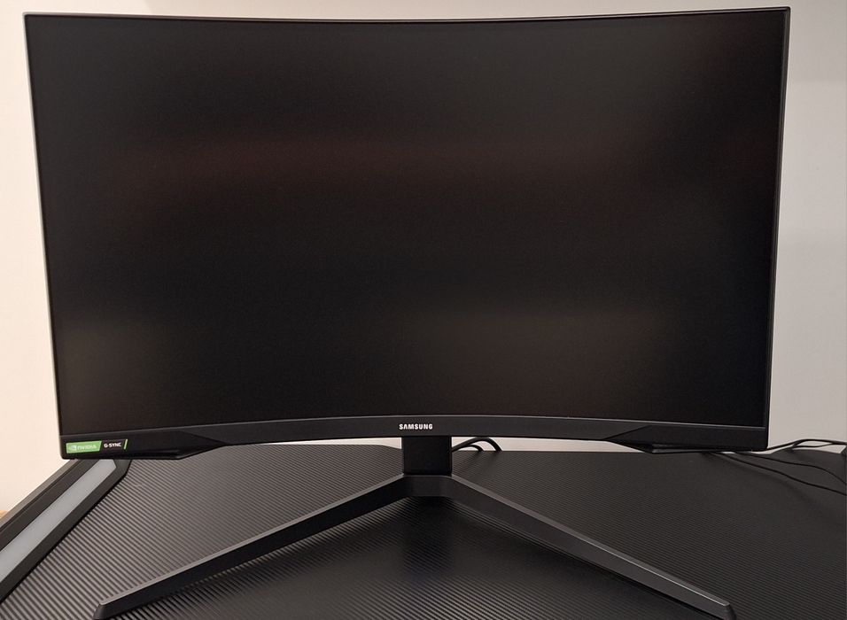 Монітор Samsung G7 LC27G75TQ