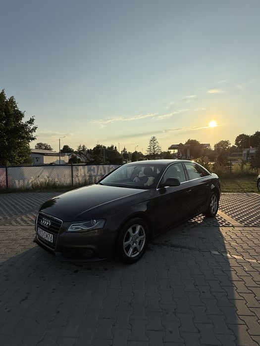 Sprzedam Audi A4b 8 w bardzo dobrym stanie