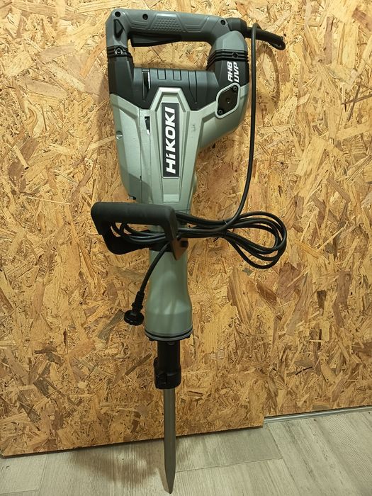 Młot wyburzeniowy Hikoki wynajem