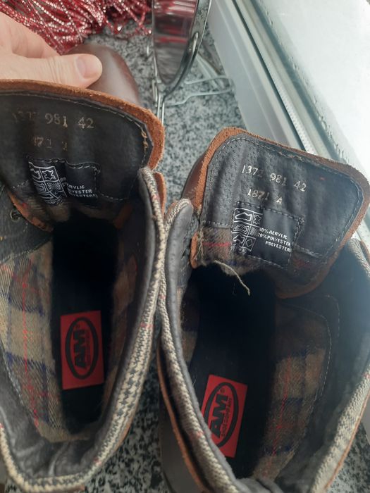 Продам кожанні осінні ботінки 42розмир.