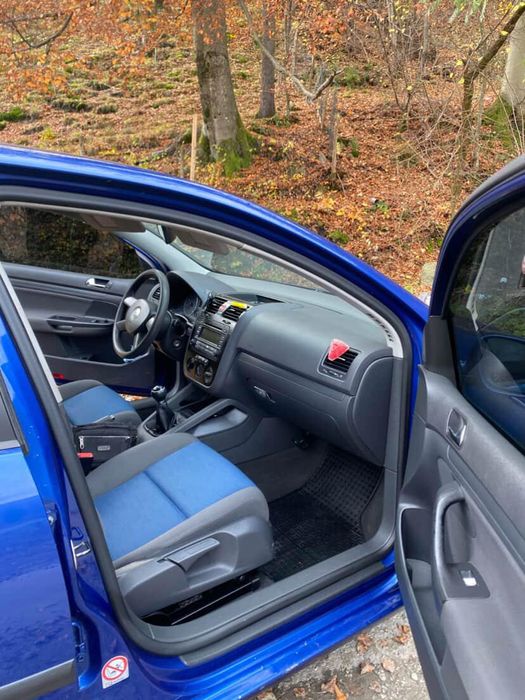 Продам гольф 5 1=6фсі