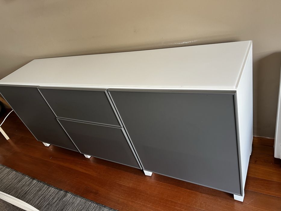Aparador Ikea Besta
