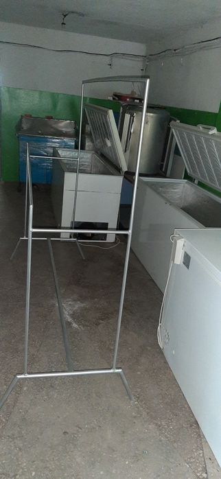 Продам стойку для одежды двойную