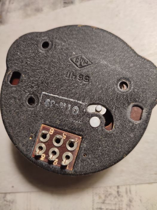 Часы военные,1000гр