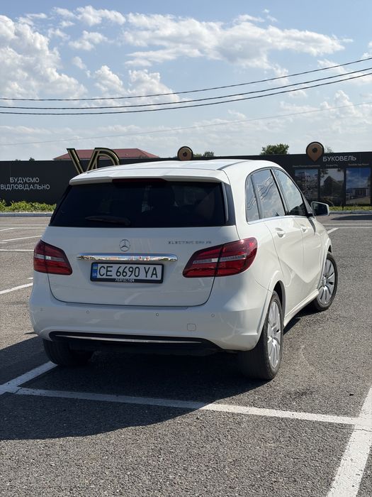 Mercedes b-class electric