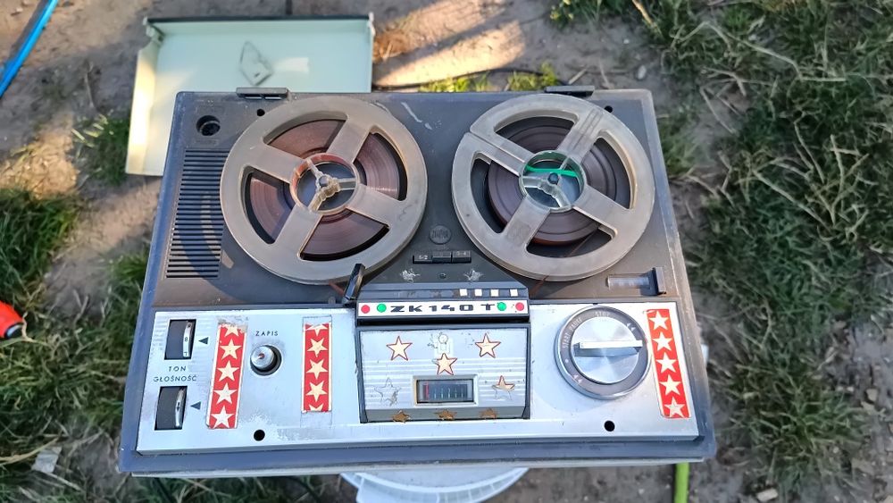 Magnetofon szpulowy zk140t