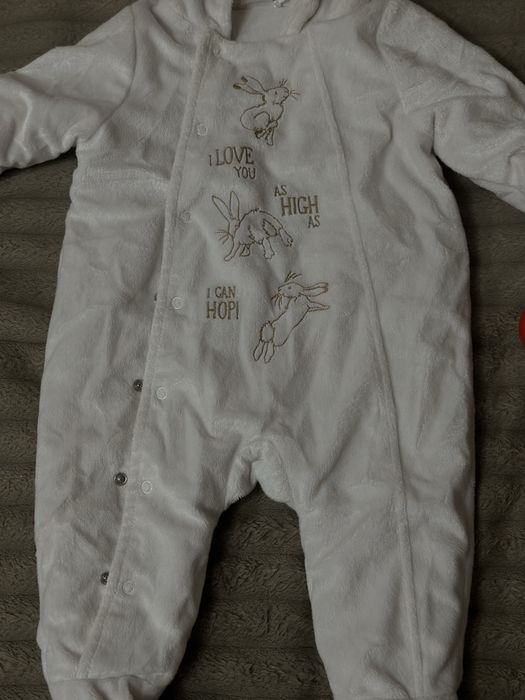 Комбинезон осень , человечек на выписку