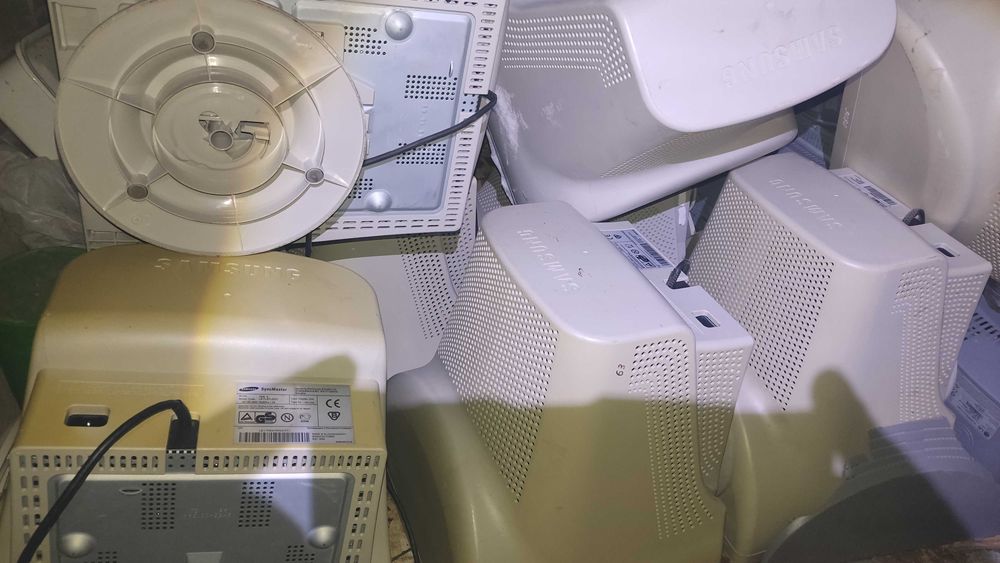 Мониторы электронно лучевые кинескопные