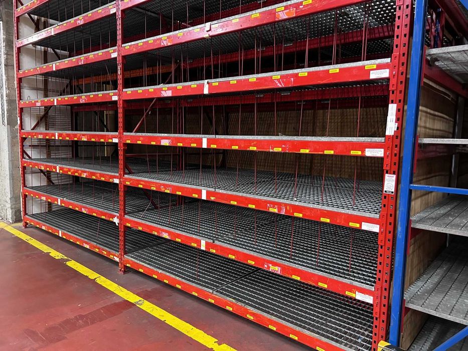 Regały półkowe Jungheinrich 500x80 CM Wypełnienie Krata Wema 9 Półek