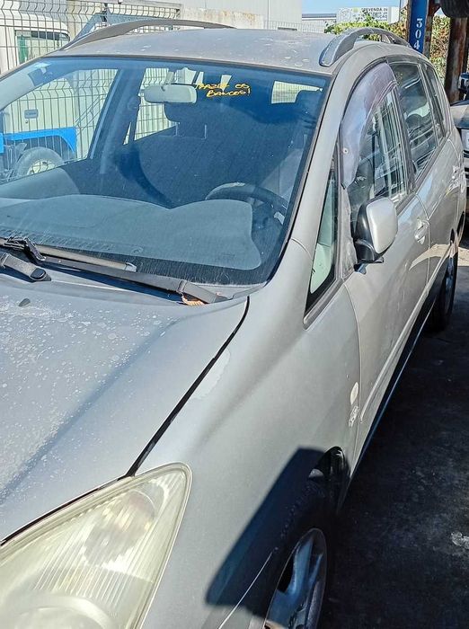 Toyota Corolla Verso para peças