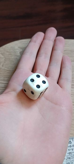 Зарик кубик игральный большой