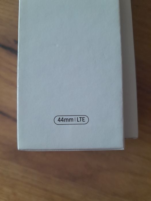 Galaxy watch 8 44mm Lte jak nowy