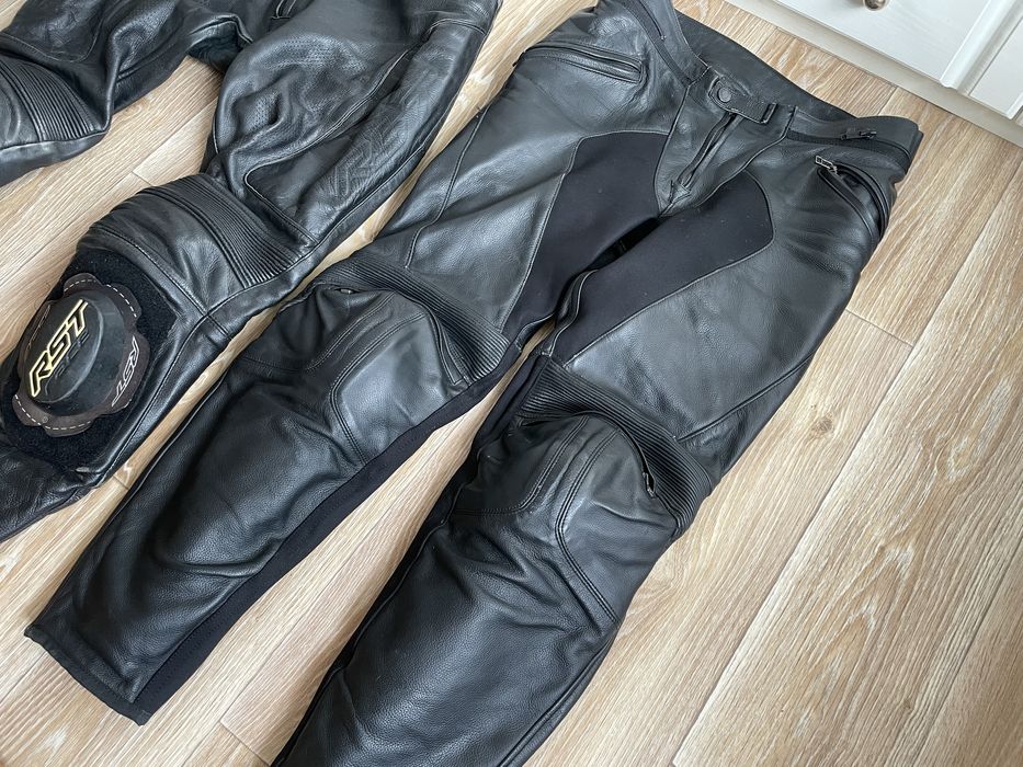 RST, DAINESE. Класні шкіряні мотоштани.! 52-54розмір