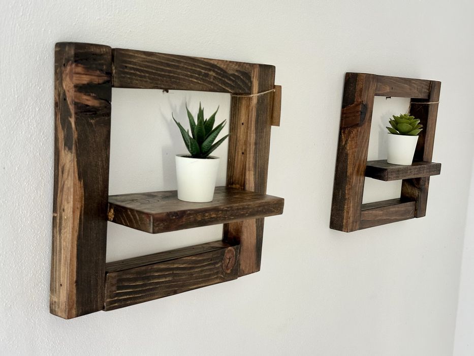 Conjunto de 2 prateleiras em madeira rustica