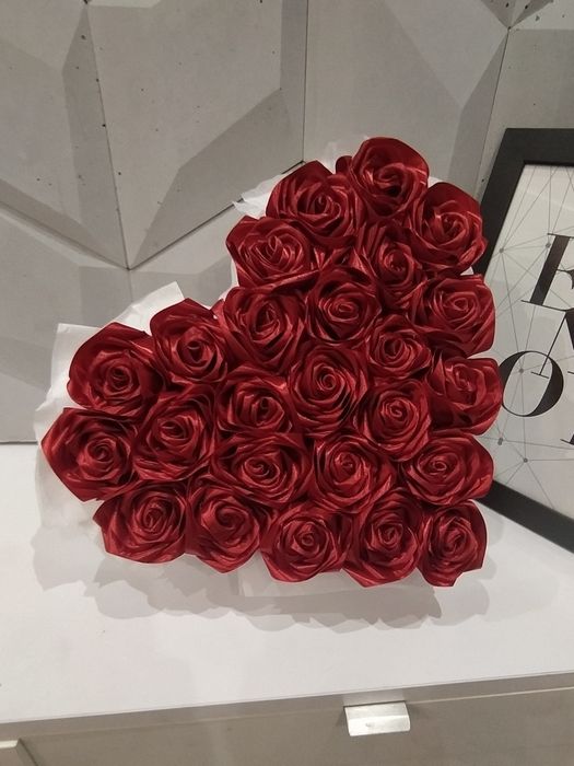 Sprzedam wieczny bukiet w kształcie serca