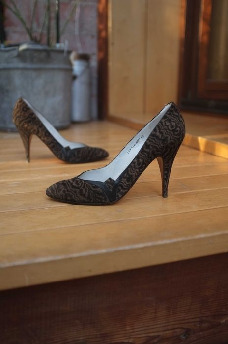 skórzane wysokie szpilki real vintage zamszowe Gina London 80s 90s