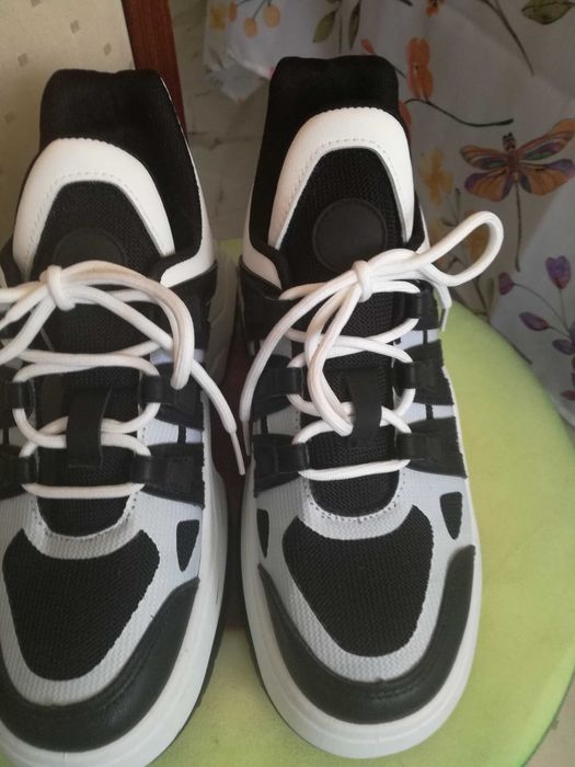 Sneakersy adidasy nowe rozm 40