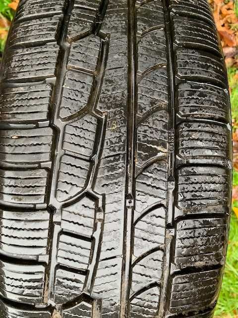 Opona Nokian  17  225/65R17