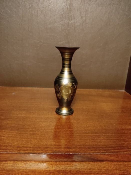 Індійська ваза бронзова
