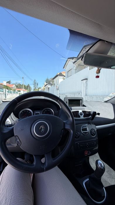 Carro renaut clio