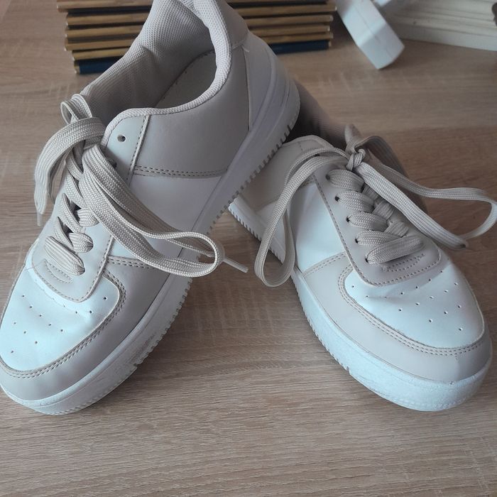 Sneakersy New Yorker rozm. 38