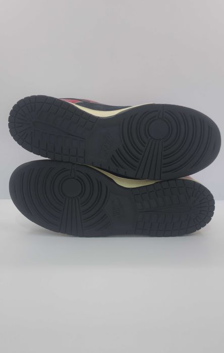 Nike SB Dunk Low Coral Snake